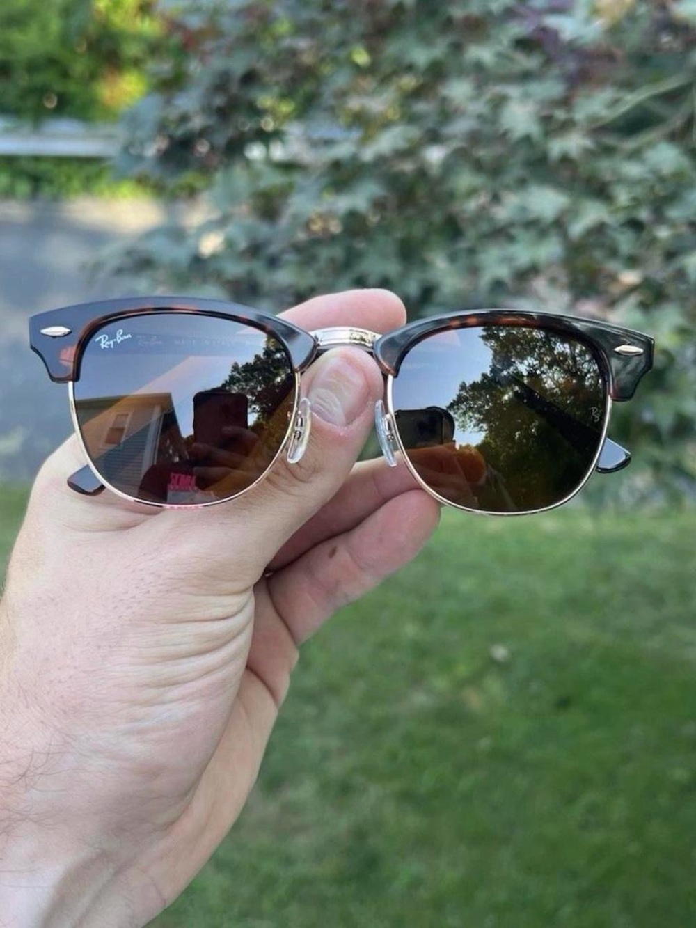 Ray-Ban sunglasses - Picture 2 of 3
